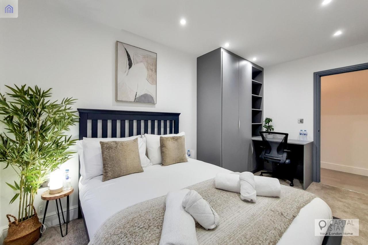 Free Parking - Stylish Three Bedroom Apartment By London Excel ภายนอก รูปภาพ